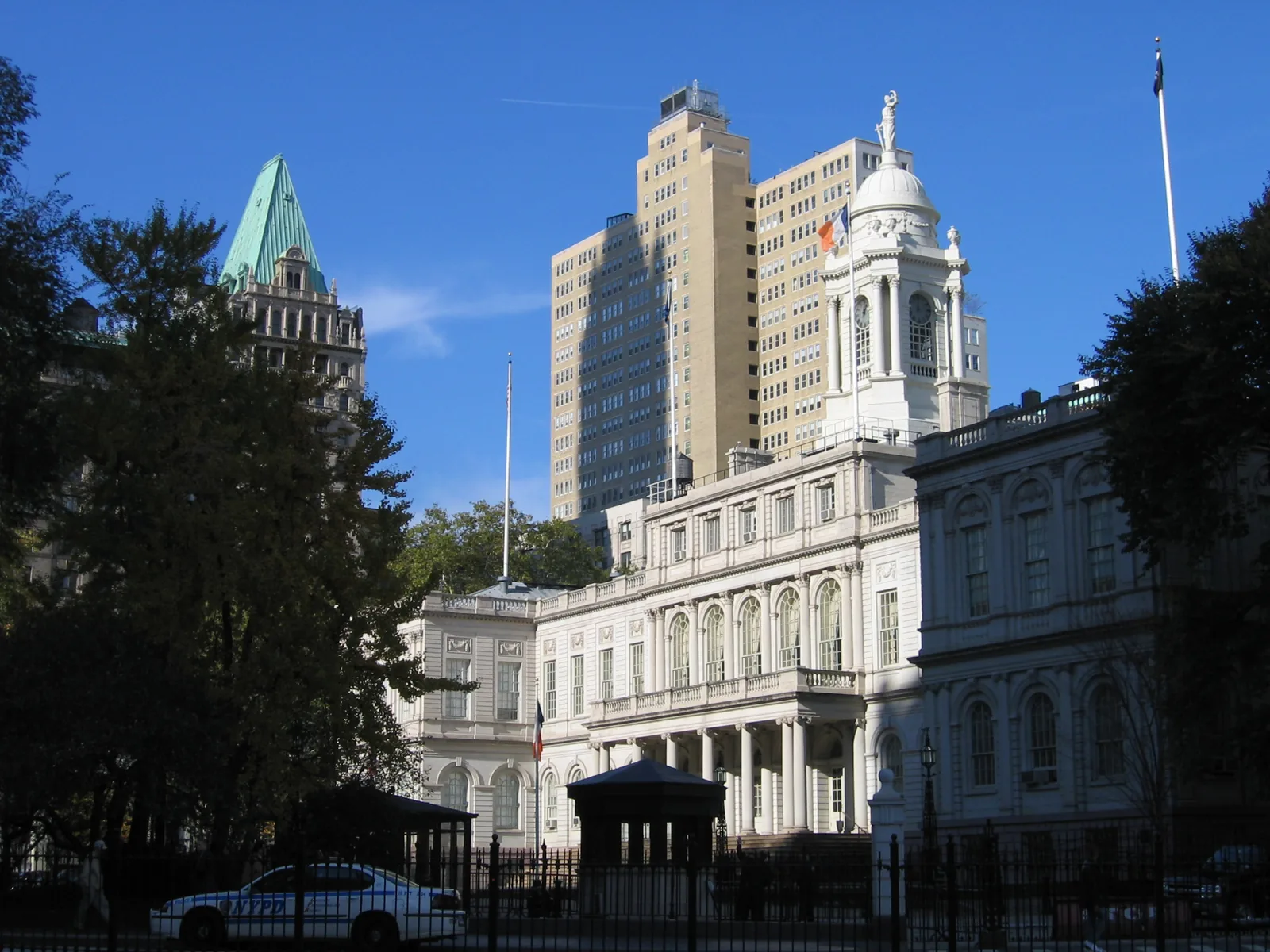 New York City Hall, illustrating a municipal building with its own flag authority