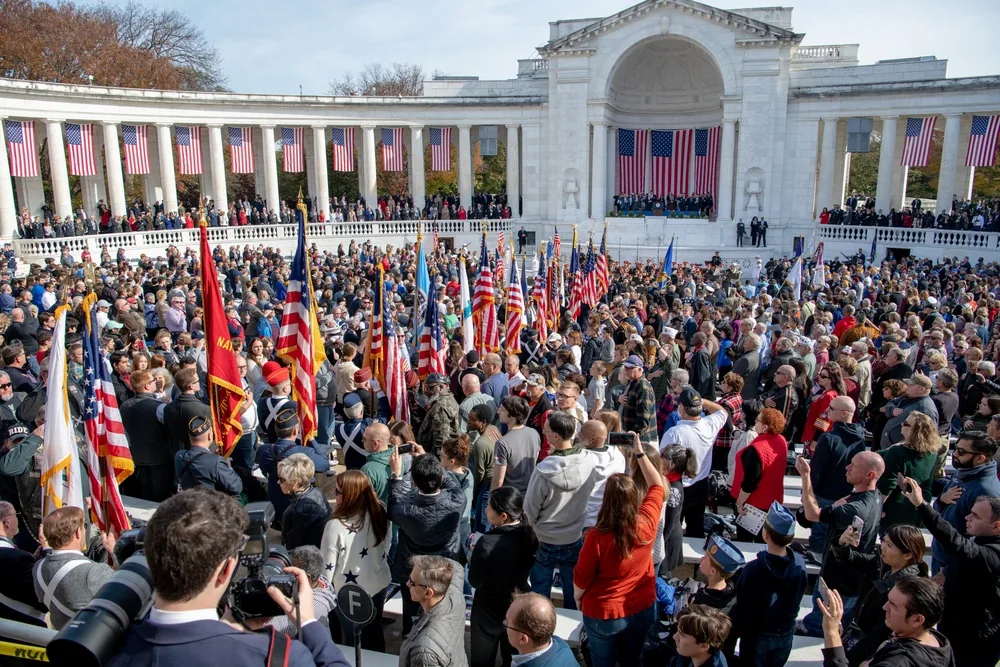 Is the Flag at Half-Staff on Veterans Day? Rules, Meaning, and Exceptions