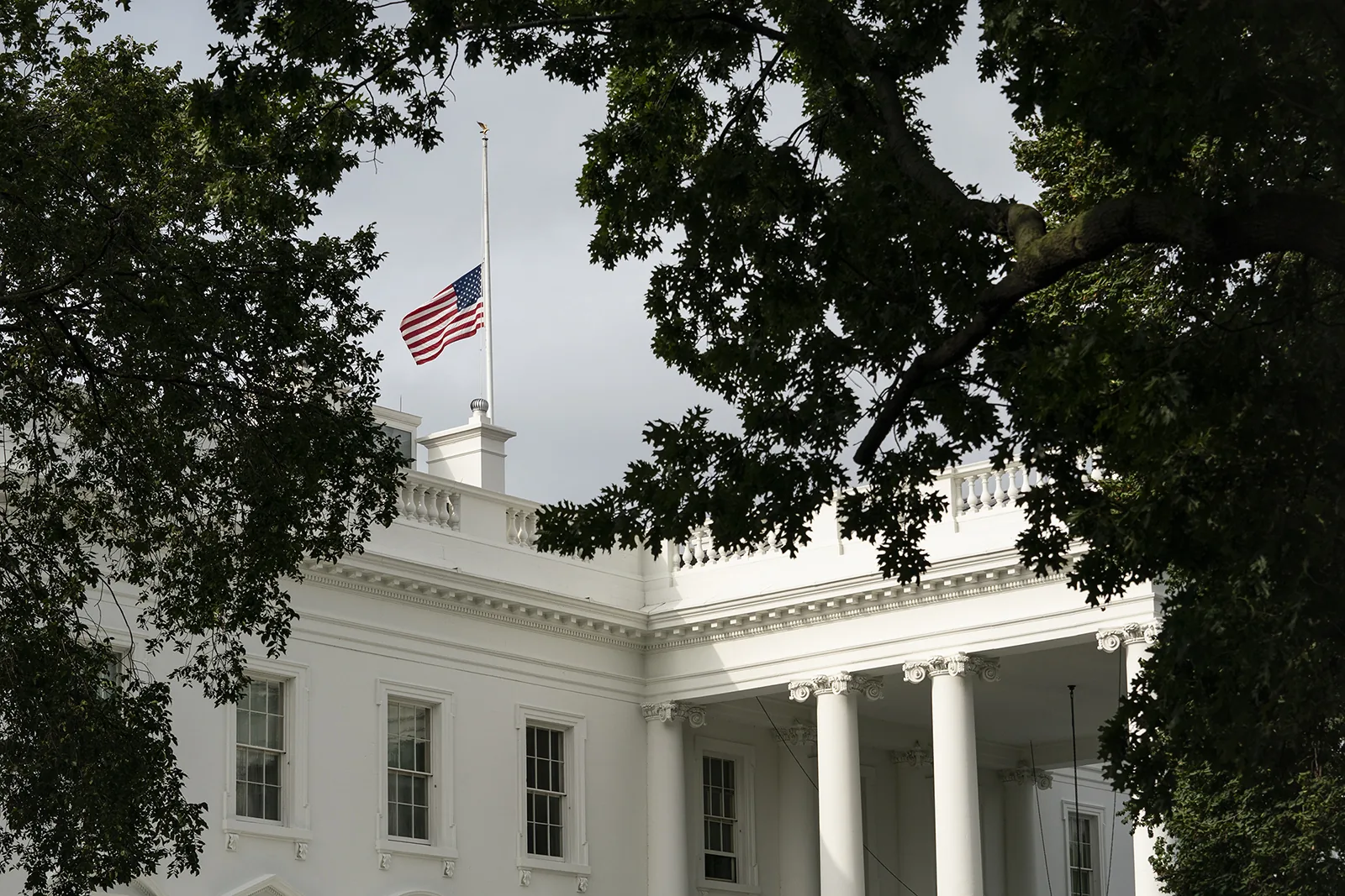 Why Is the White House Flag at Half-Staff? How to Verify the Order and End Time